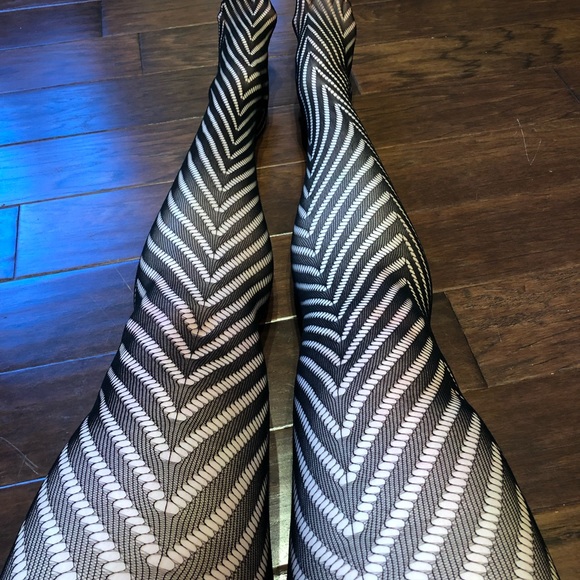 Chevron Fish Net Stockings New Year’s Winter Wear! - Picture 3 of 5